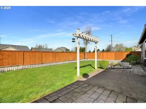 4875 Stagecoach Road Eugene OR 97402