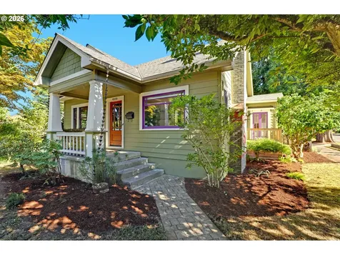 6235 NE Davis Street Portland OR 97213