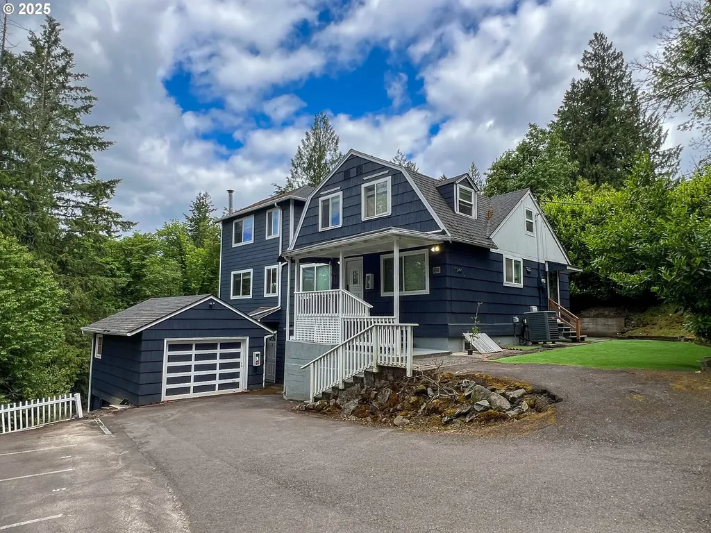 11744 SW 61st Avenue Portland OR 97219