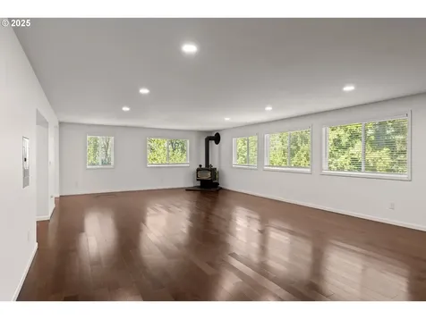 11744 SW 61st Avenue Portland OR 97219