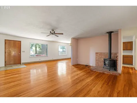 2719 SE 133rd Avenue Portland OR 97236