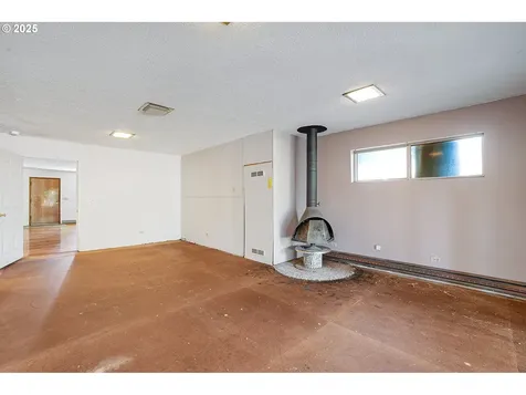 2719 SE 133rd Avenue Portland OR 97236