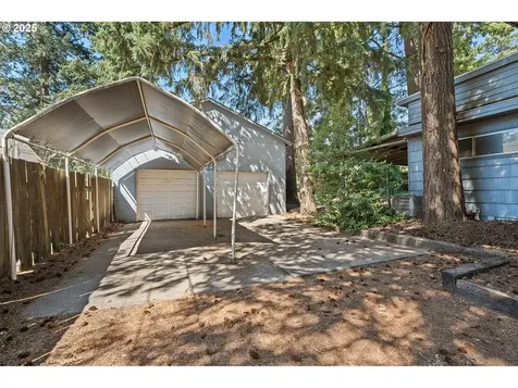 2719 SE 133rd Avenue Portland OR 97236