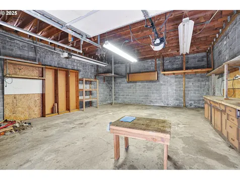 2719 SE 133rd Avenue Portland OR 97236