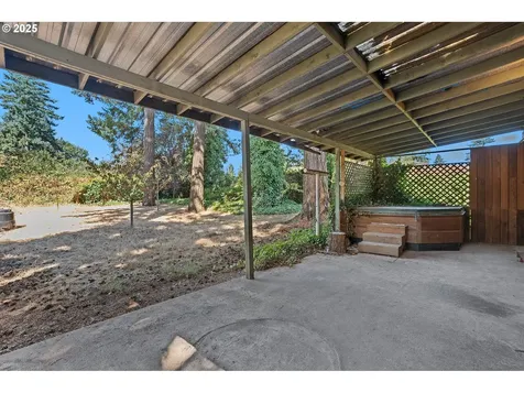 2719 SE 133rd Avenue Portland OR 97236