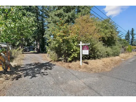 2719 SE 133rd Avenue Portland OR 97236