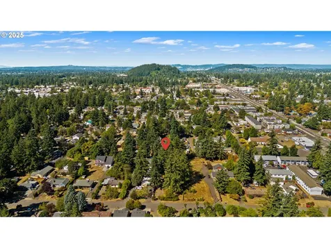 2719 SE 133rd Avenue Portland OR 97236