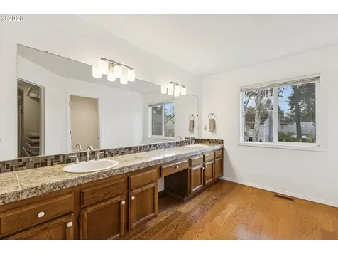 10173 SW Concho Court Tualatin OR 97062