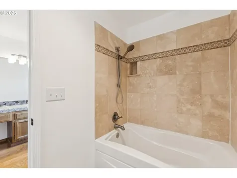 10173 SW Concho Court Tualatin OR 97062
