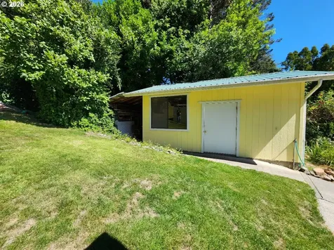 94361 Wedderburn Loop Gold Beach OR 97444
