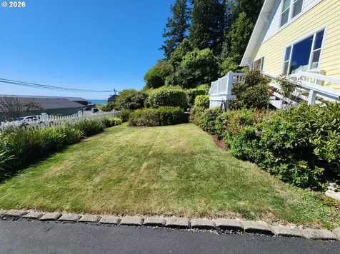 94361 Wedderburn Loop Gold Beach OR 97444