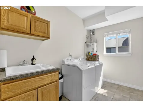 18525 NE Marine Drive Portland OR 97230