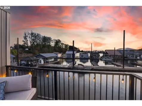 18525 NE Marine Drive Portland OR 97230