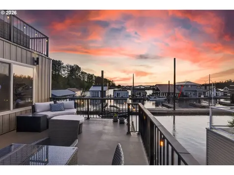 18525 NE Marine Drive Portland OR 97230