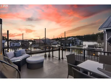 18525 NE Marine Drive Portland OR 97230