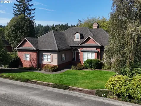 980 Brooke Lane Brookings OR 97415