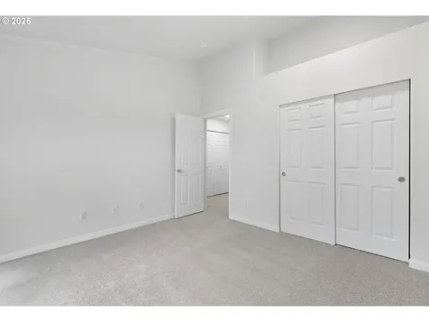 5632 NE Hidden Creek Drive Hillsboro OR 97124
