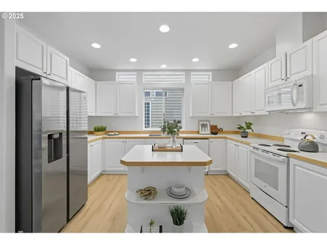 5632 NE Hidden Creek Drive Hillsboro OR 97124