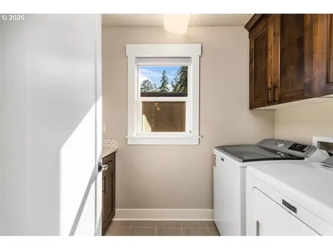 3813 SE Pipers Drive Hillsboro OR 97123