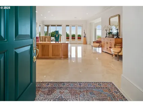 8703 SE Porter Circle Vancouver WA 98664