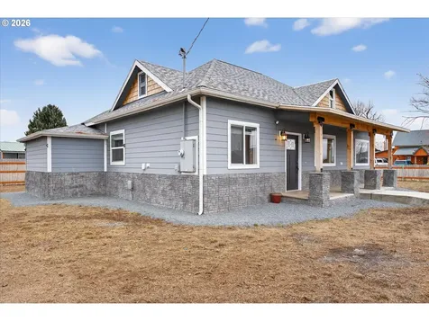 1545 3rd Street Haines OR 97833