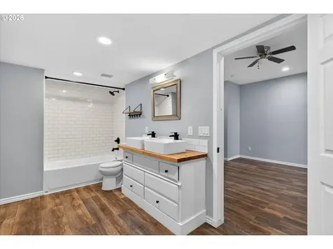 1545 3rd Street Haines OR 97833
