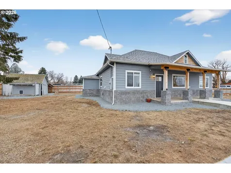 1545 3rd Street Haines OR 97833