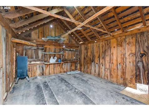 1545 3rd Street Haines OR 97833