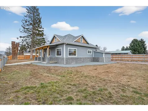 1545 3rd Street Haines OR 97833