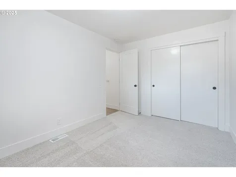 19446 Meyers Road Oregon City OR 97045