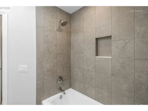 1925 Childs Road Lake Oswego OR 97034