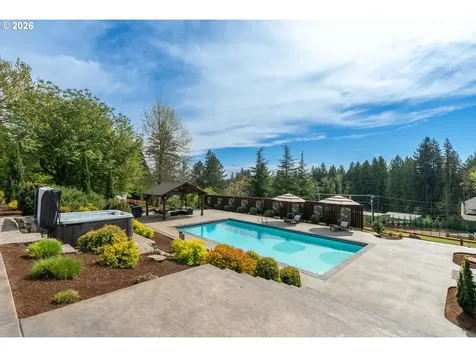 1925 Childs Road Lake Oswego OR 97034