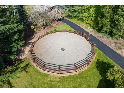 1925 Childs Road Lake Oswego OR 97034