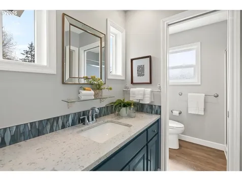 1925 Childs Road Lake Oswego OR 97034