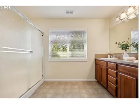 19327 Reddaway Avenue Oregon City OR 97045