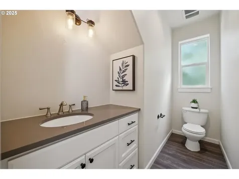 19327 Reddaway Avenue Oregon City OR 97045