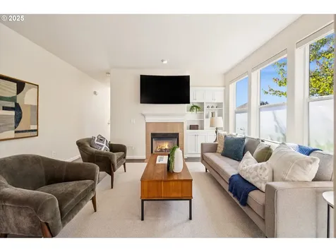 19327 Reddaway Avenue Oregon City OR 97045