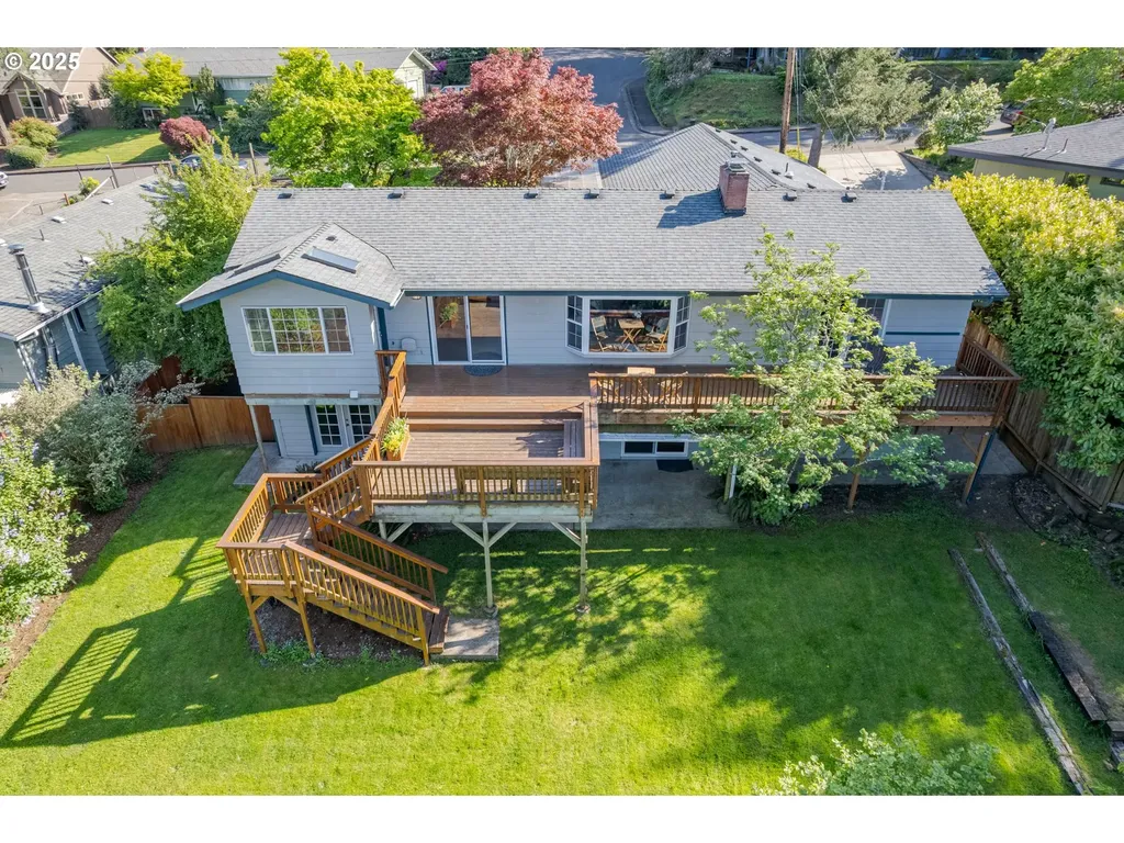 637 E 39th Place Eugene OR 97405
