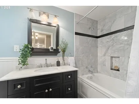 637 E 39th Place Eugene OR 97405
