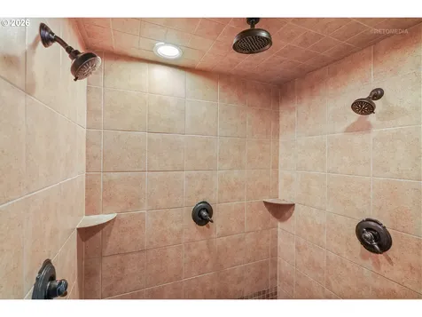 21980 SE Upper Matthews Creek Lane Amity OR 97101