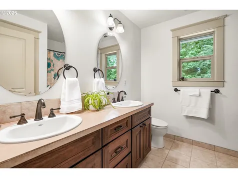 21980 SE Upper Matthews Creek Lane Amity OR 97101
