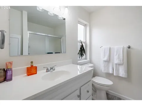 16033 NW Ridgetop Lane Beaverton OR 97006