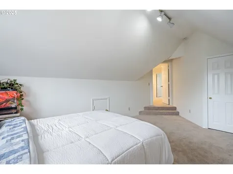 16033 NW Ridgetop Lane Beaverton OR 97006