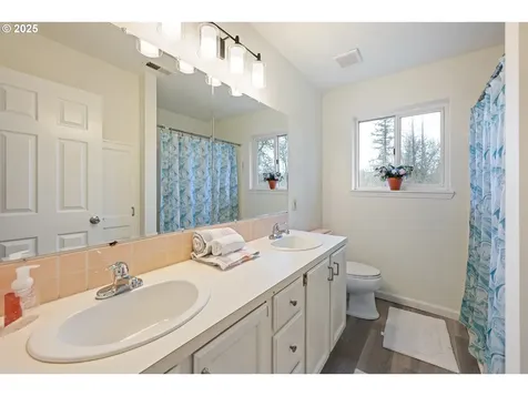 16033 NW Ridgetop Lane Beaverton OR 97006
