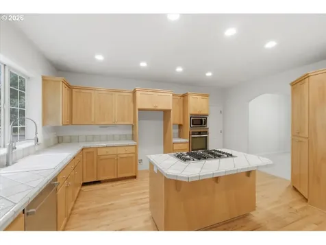 3471 Lakeside Drive Eugene OR 97401