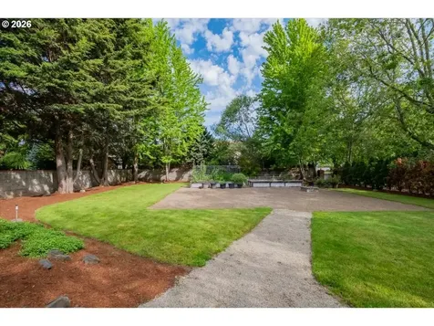 3471 Lakeside Drive Eugene OR 97401