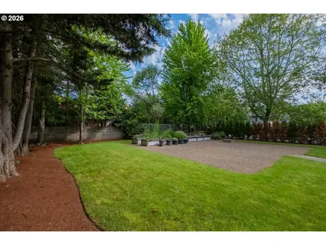 3471 Lakeside Drive Eugene OR 97401