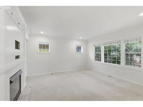 3471 Lakeside Drive Eugene OR 97401