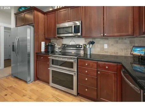 2037 SE Centurion Way Gresham OR 97080