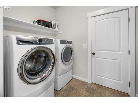 2037 SE Centurion Way Gresham OR 97080